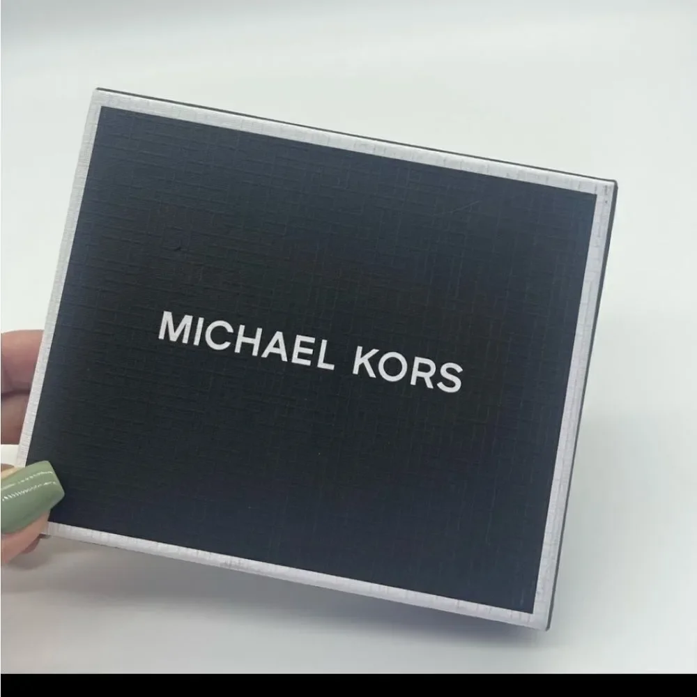🎄🎁ALERT Michael Kors Men's Black Jet Set Signature Andy Billfold Pocket